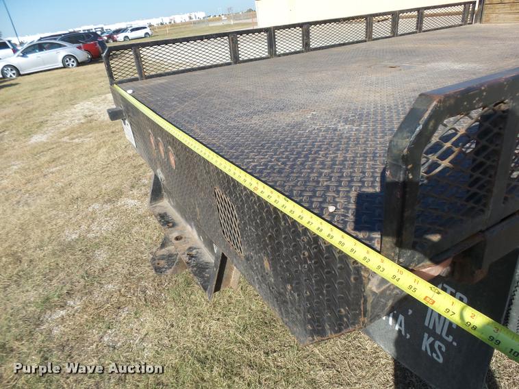 image for item L3301 2005 Ford F450 Super Duty flatbed truck