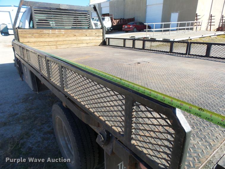 image for item L3301 2005 Ford F450 Super Duty flatbed truck