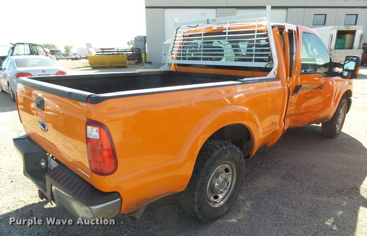 image for item L3302 2013 Ford F250 Super Duty SuperCab pickup truck