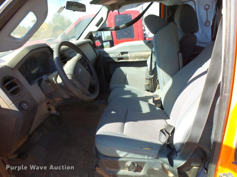 image for item L3302 2013 Ford F250 Super Duty SuperCab pickup truck