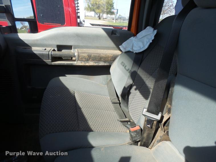 image for item L3302 2013 Ford F250 Super Duty SuperCab pickup truck