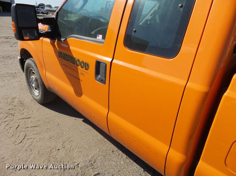 image for item L3302 2013 Ford F250 Super Duty SuperCab pickup truck