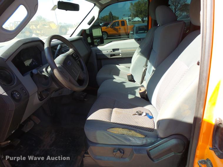 image for item L3303 2011 Ford F250 Super Duty SuperCab pickup truck