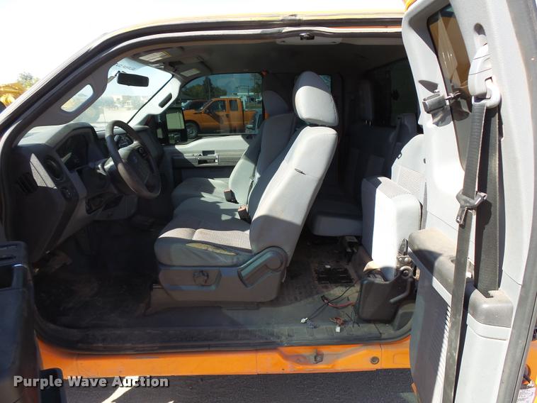 image for item L3303 2011 Ford F250 Super Duty SuperCab pickup truck