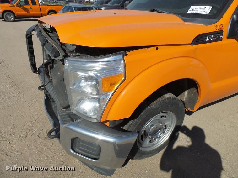 image for item L3303 2011 Ford F250 Super Duty SuperCab pickup truck