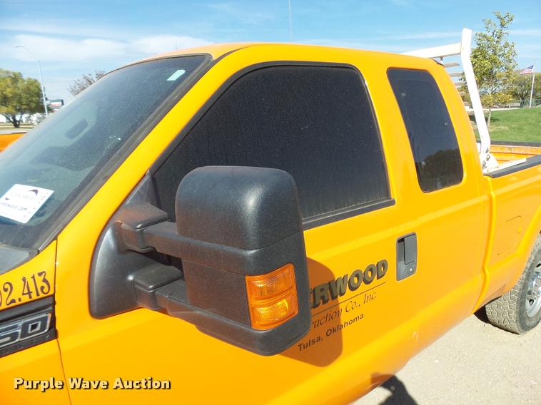 image for item L3303 2011 Ford F250 Super Duty SuperCab pickup truck