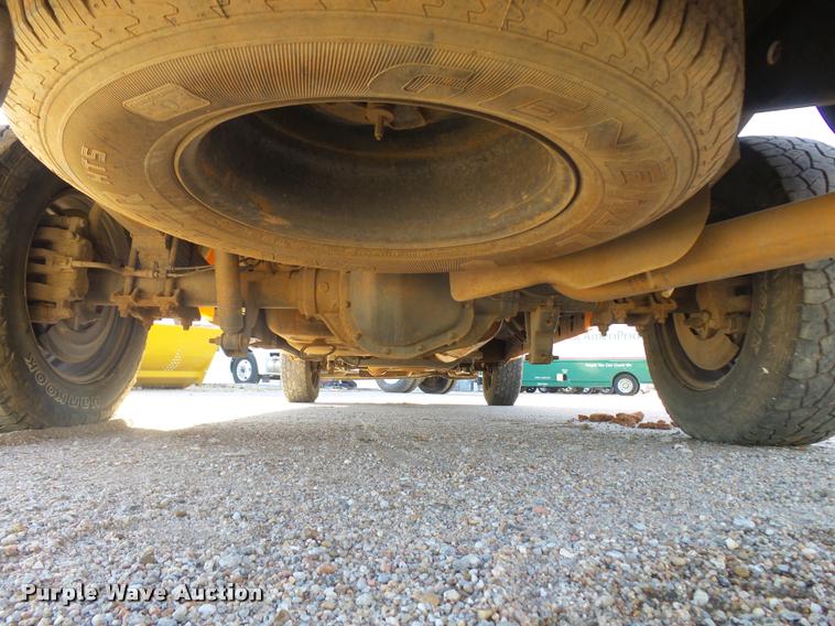 image for item L3303 2011 Ford F250 Super Duty SuperCab pickup truck