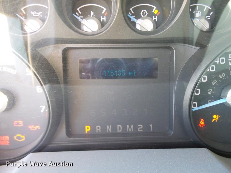 image for item L3303 2011 Ford F250 Super Duty SuperCab pickup truck