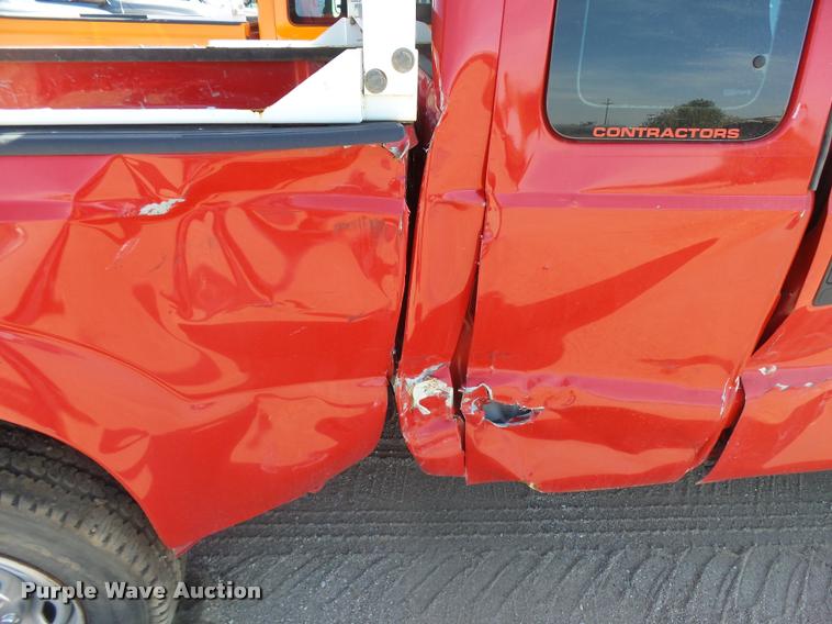 image for item L3304 2011 Ford F250 Super Duty SuperCab pickup truck