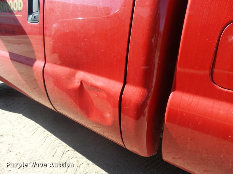 image for item L3304 2011 Ford F250 Super Duty SuperCab pickup truck