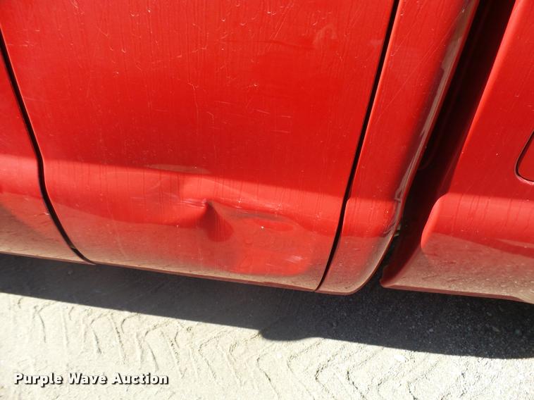 image for item L3304 2011 Ford F250 Super Duty SuperCab pickup truck