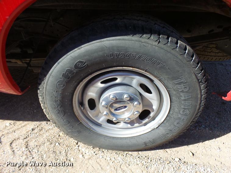 image for item L3304 2011 Ford F250 Super Duty SuperCab pickup truck