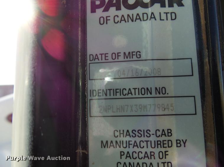 image for item L3308 2009 Peterbilt 335 truck cab and chassis