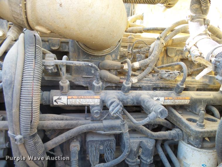 image for item L3309 2007 Peterbilt 335 truck chassis