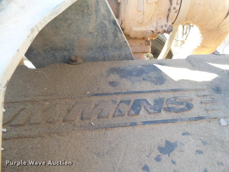 image for item L3309 2007 Peterbilt 335 truck chassis