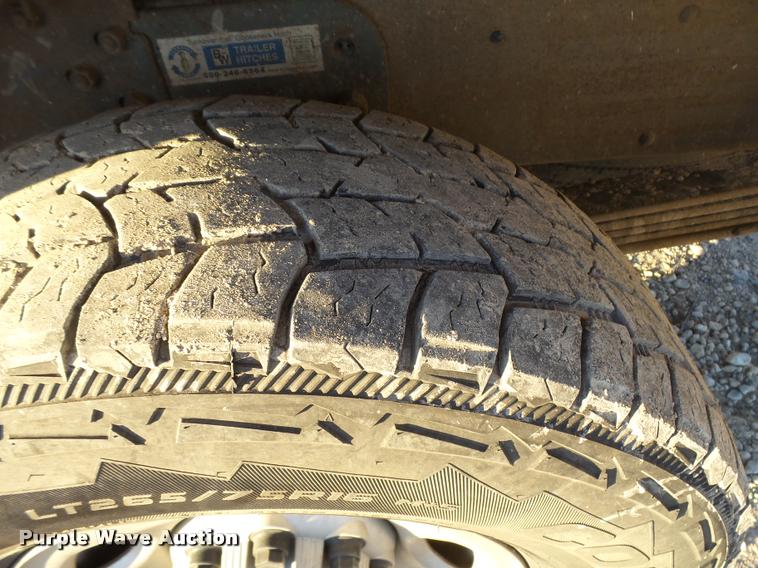 image for item L3446 2006 GMC Sierra 2500HD Crew Cab utility truck