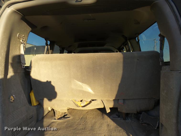 image for item L3447 2006 Chevrolet Express 3500 van