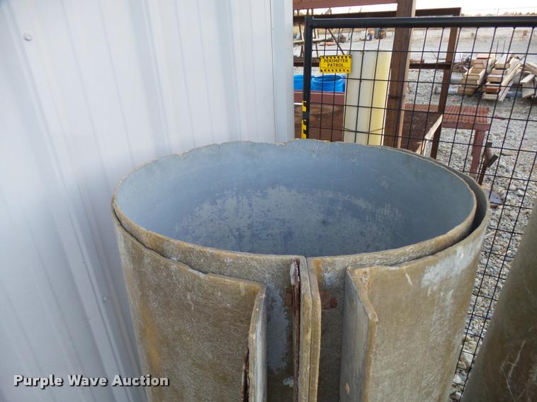 image for item L3455 MFG fiberglass round column forms