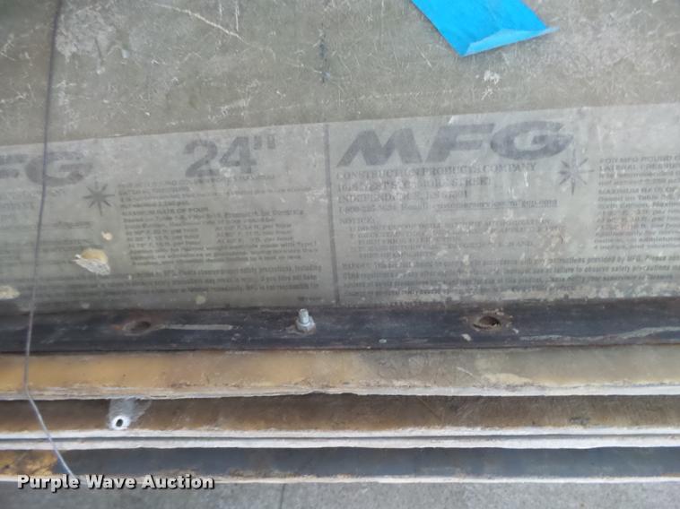 image for item L3455 MFG fiberglass round column forms