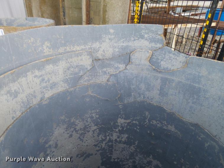 image for item L3455 MFG fiberglass round column forms