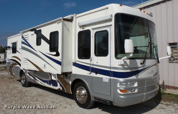 image for item L3553 2005 Tropi Cal RV