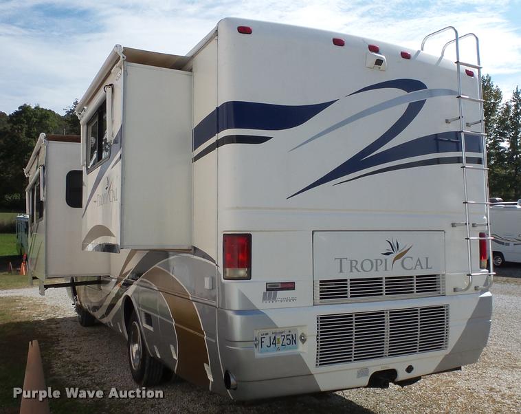 image for item L3553 2005 Tropi Cal RV
