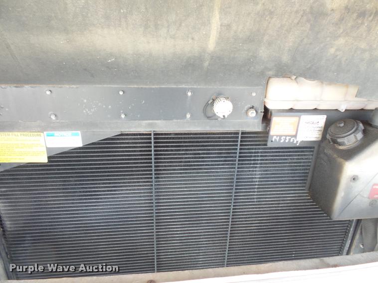 image for item L3553 2005 Tropi Cal RV