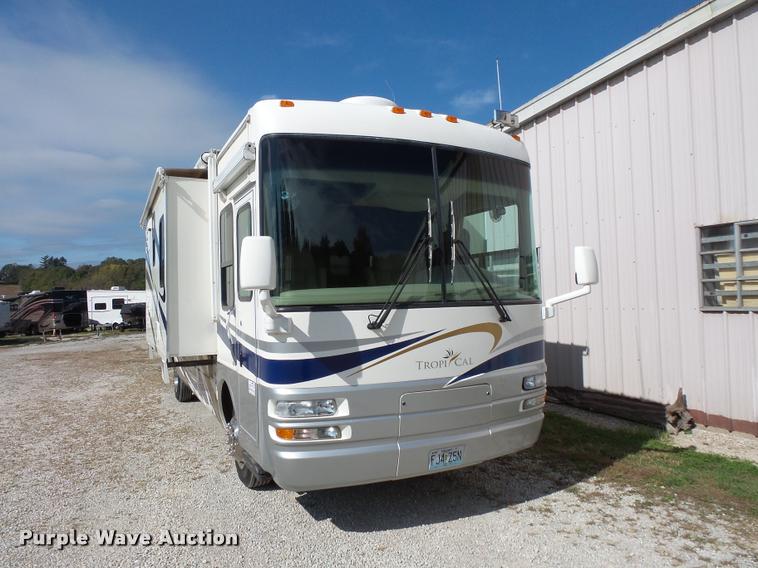 image for item L3553 2005 Tropi Cal RV