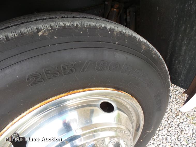 image for item L3553 2005 Tropi Cal RV