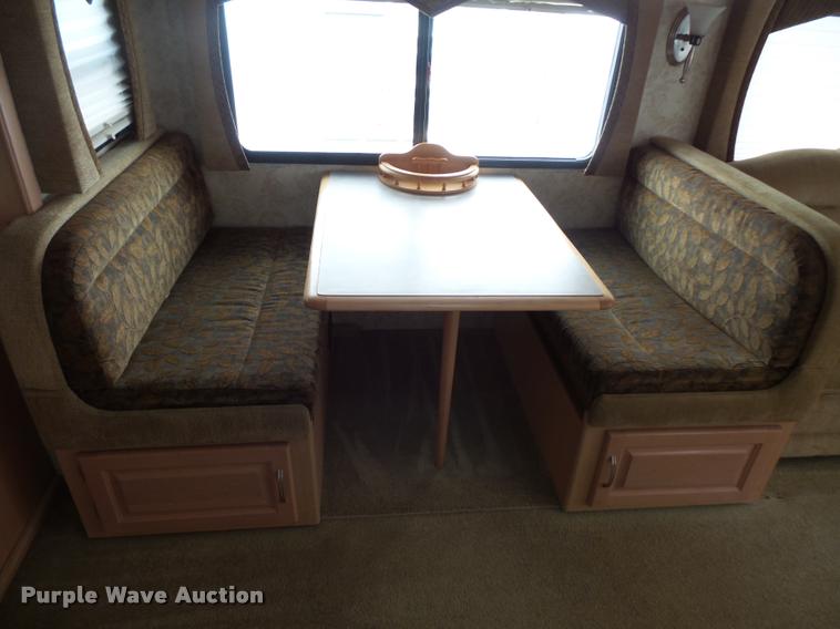 image for item L3553 2005 Tropi Cal RV