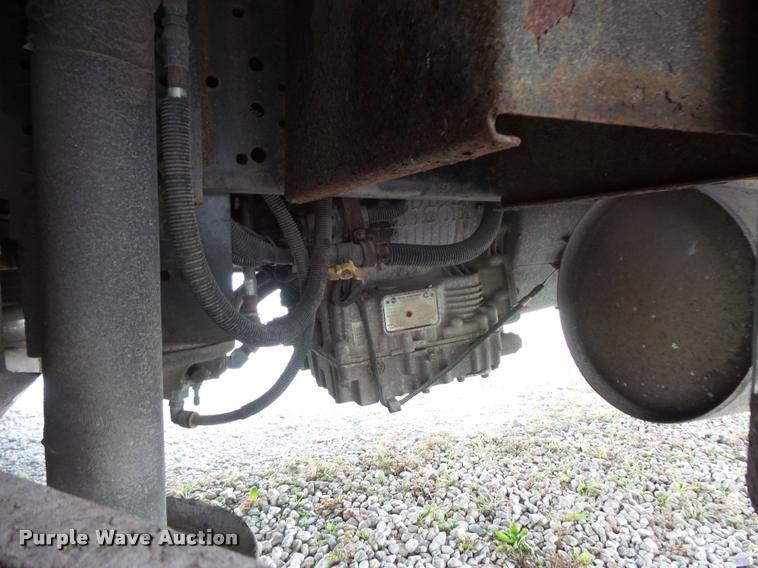 image for item L3553 2005 Tropi Cal RV