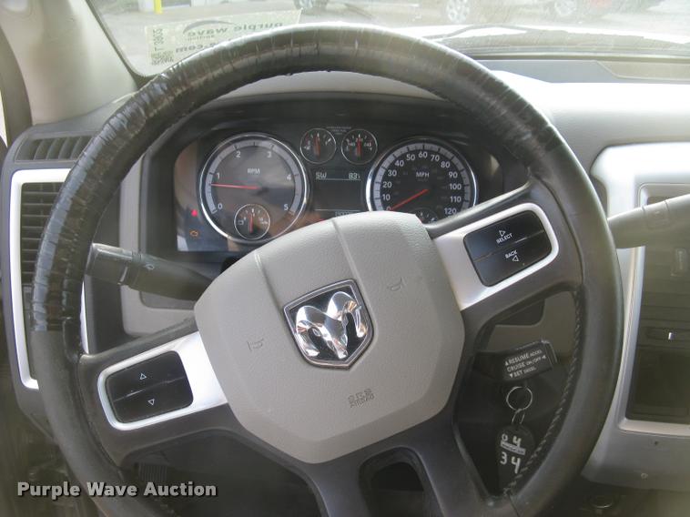 image for item L3902 2011 Dodge Ram 3500HD SLT Crew Cab flatbed pickup truck