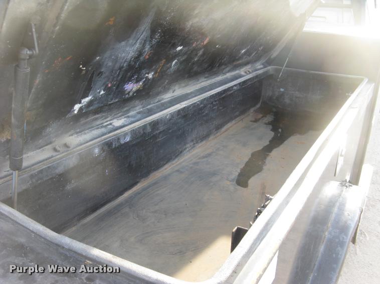 image for item L3902 2011 Dodge Ram 3500HD SLT Crew Cab flatbed pickup truck