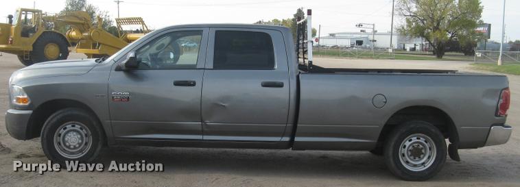 image for item L3904 2010 Dodge Ram 2500HD Crew Cab pickup truck