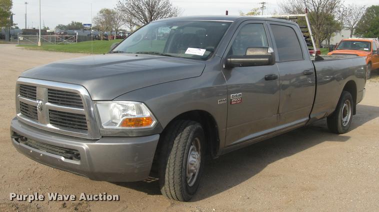 image for item L3904 2010 Dodge Ram 2500HD Crew Cab pickup truck
