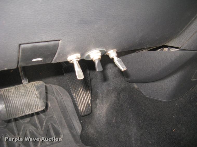 image for item L3904 2010 Dodge Ram 2500HD Crew Cab pickup truck