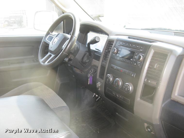 image for item L3904 2010 Dodge Ram 2500HD Crew Cab pickup truck