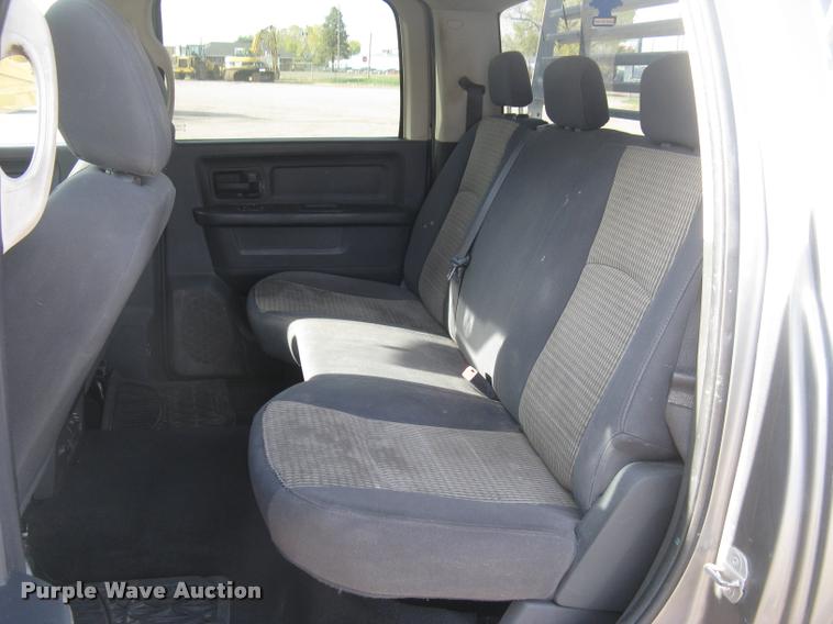 image for item L3904 2010 Dodge Ram 2500HD Crew Cab pickup truck