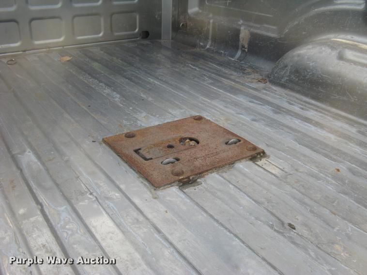 image for item L3904 2010 Dodge Ram 2500HD Crew Cab pickup truck