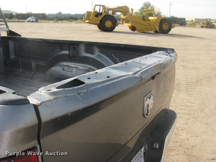 image for item L3904 2010 Dodge Ram 2500HD Crew Cab pickup truck