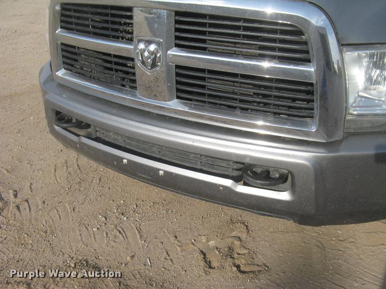 image for item L3904 2010 Dodge Ram 2500HD Crew Cab pickup truck