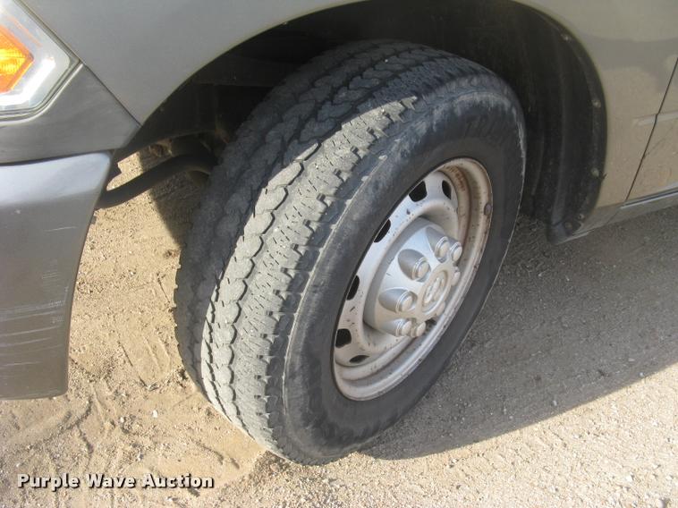 image for item L3904 2010 Dodge Ram 2500HD Crew Cab pickup truck