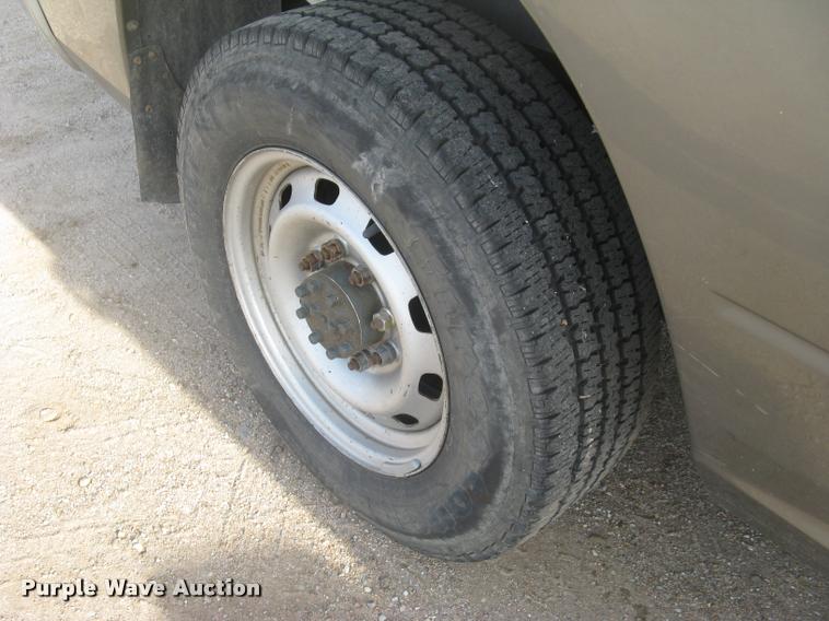 image for item L3904 2010 Dodge Ram 2500HD Crew Cab pickup truck