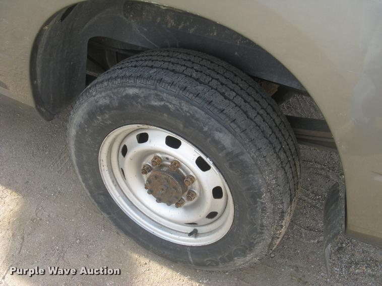 image for item L3904 2010 Dodge Ram 2500HD Crew Cab pickup truck