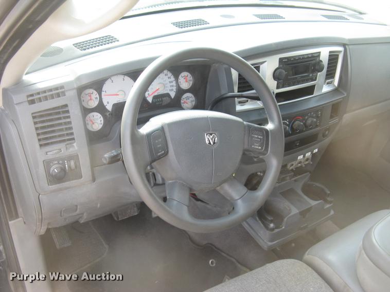 image for item L3905 2008 Dodge Ram 3500HD SLT Quad Cab flatbed pickup truck