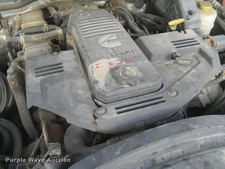 image for item L3905 2008 Dodge Ram 3500HD SLT Quad Cab flatbed pickup truck