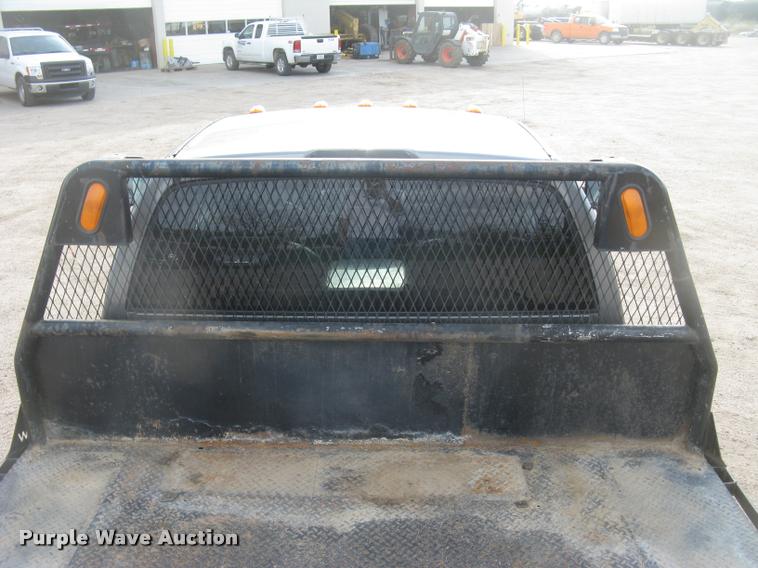 image for item L3905 2008 Dodge Ram 3500HD SLT Quad Cab flatbed pickup truck