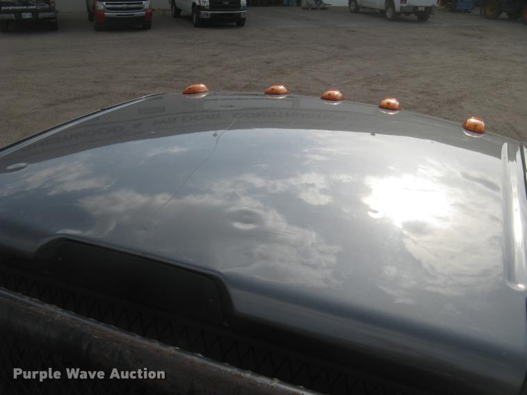 image for item L3905 2008 Dodge Ram 3500HD SLT Quad Cab flatbed pickup truck