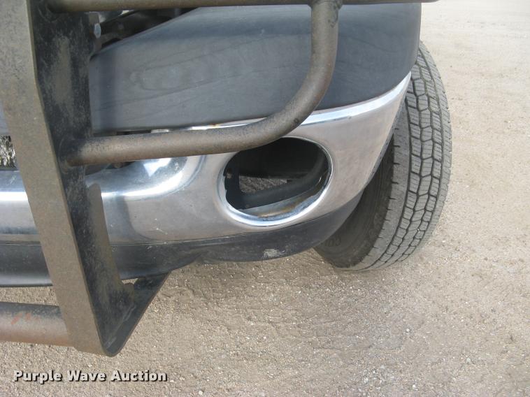 image for item L3905 2008 Dodge Ram 3500HD SLT Quad Cab flatbed pickup truck