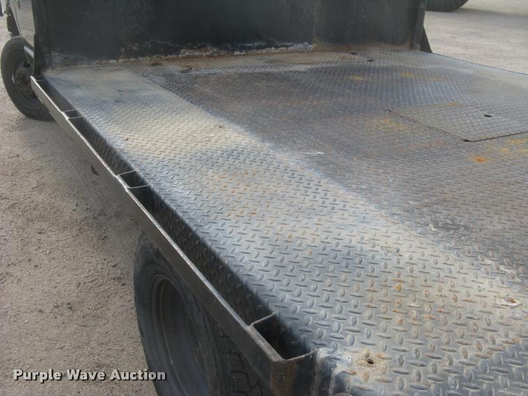 image for item L3905 2008 Dodge Ram 3500HD SLT Quad Cab flatbed pickup truck